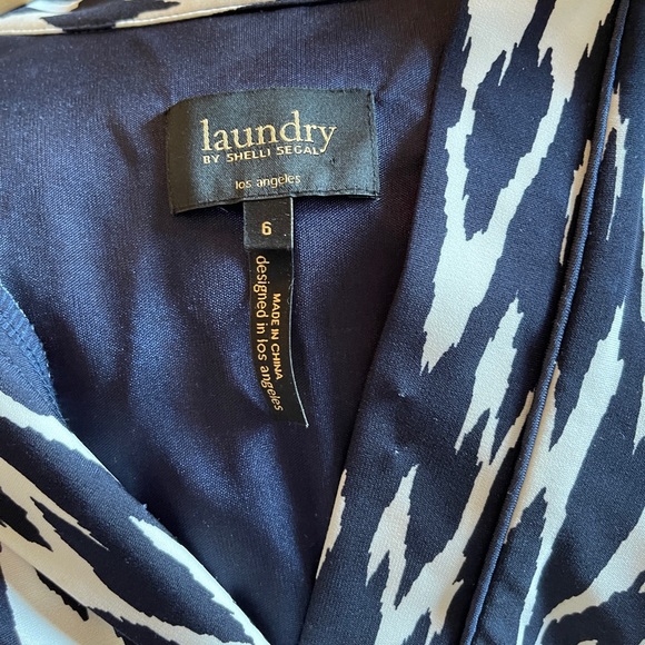 Laundry by Shelli Segal Dress - Picture 4 of 4